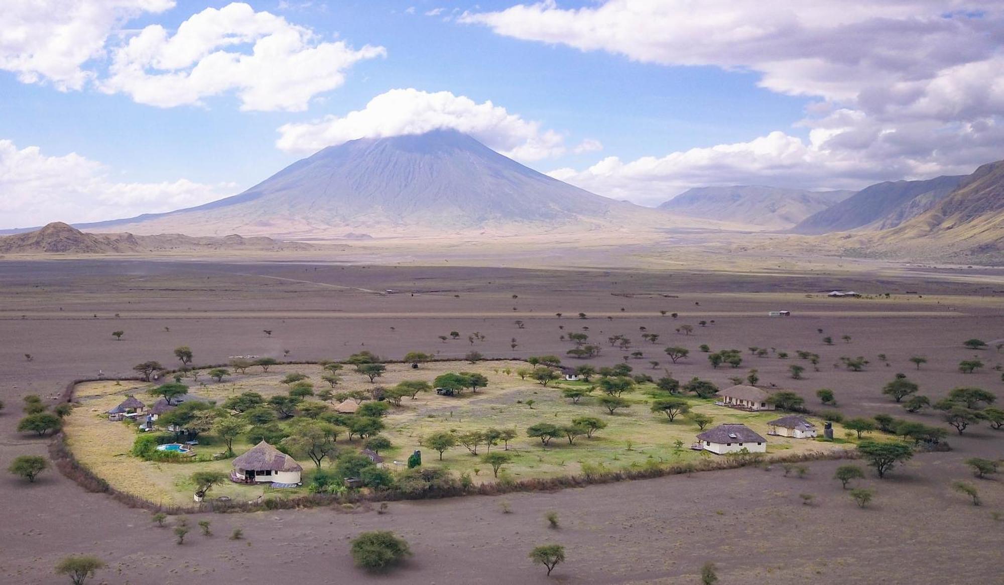 Lake Natron Maasai Giraffe Eco Lodge And Camping Mtowabaga Exterior foto